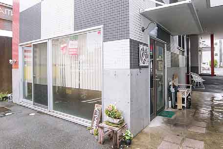 しまうまｃａｆｅの店舗写真