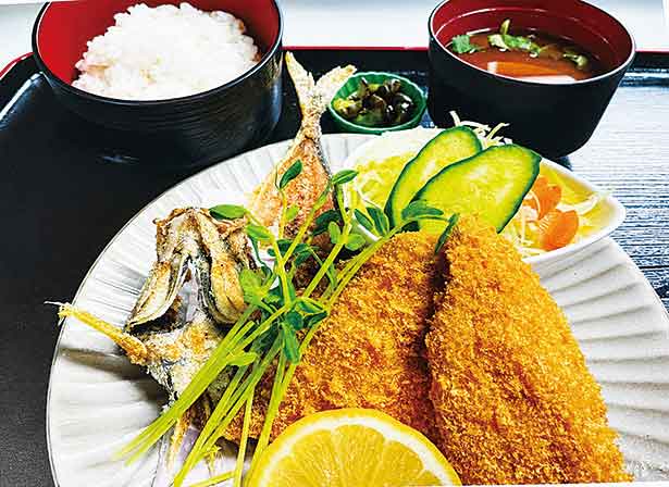 天婦羅季節料理 うしおの店舗写真